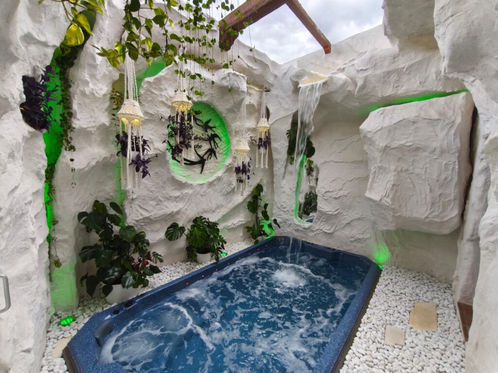 Jacuzzi